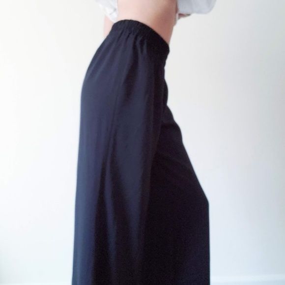 Black Wide Leg Pants Small - Elastic waist - Picture 4 of 6